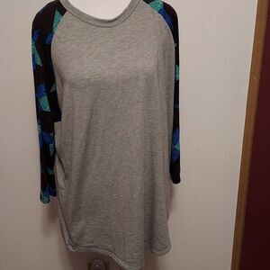 LuLaRoe 2XL VGC pit to pit 23 in 28 in inch in length